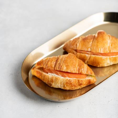 Losos va pesto sousli mini- kruassan 